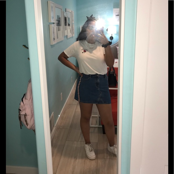 Meet your Posher, Lourdes - Picture 1 of 1